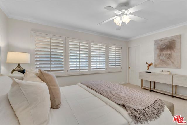 16560 Park Lane Circle, Los Angeles, CA 90049