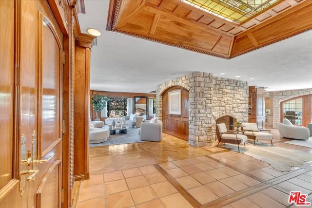 16560 Park Lane Circle, Los Angeles, CA 90049