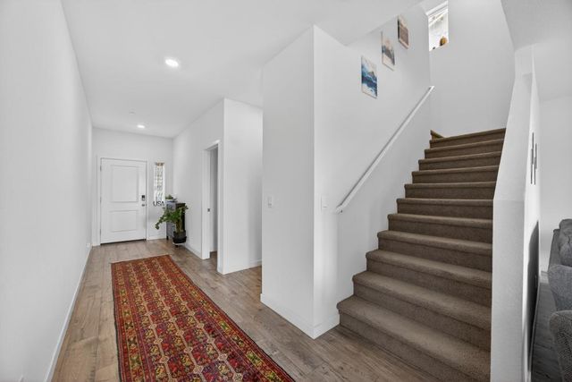 7816 Dracut Dr, Elk Grove, CA 95758