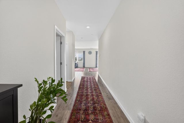 7816 Dracut Dr, Elk Grove, CA 95758