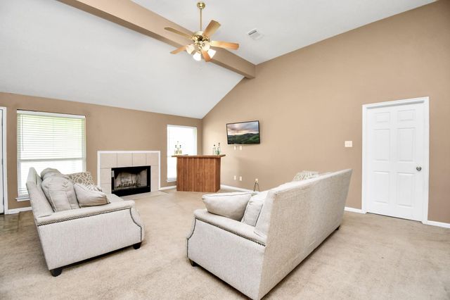 98 Road 22705, Cleveland, TX 77327