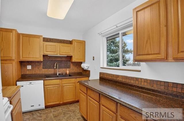 1126 La Brea, Pocatello, ID 83201