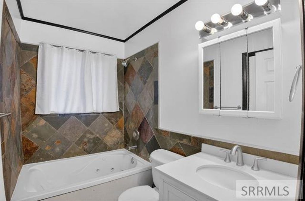 Image 14 of property listing at 1126 La Brea, Pocatello, ID 83201