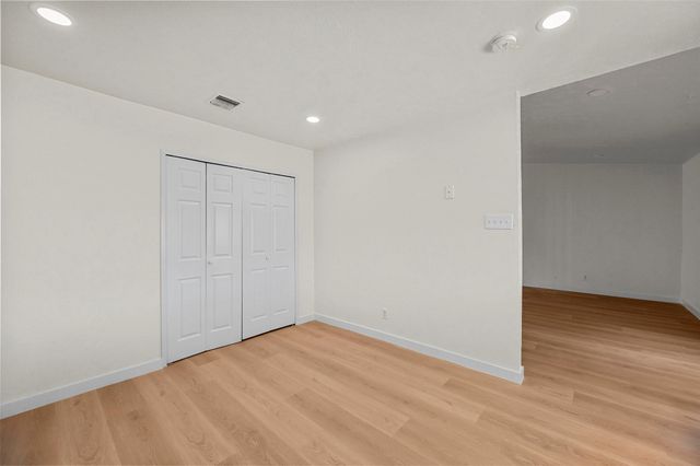 5117 Shannon Drive, The Colony, TX 75056