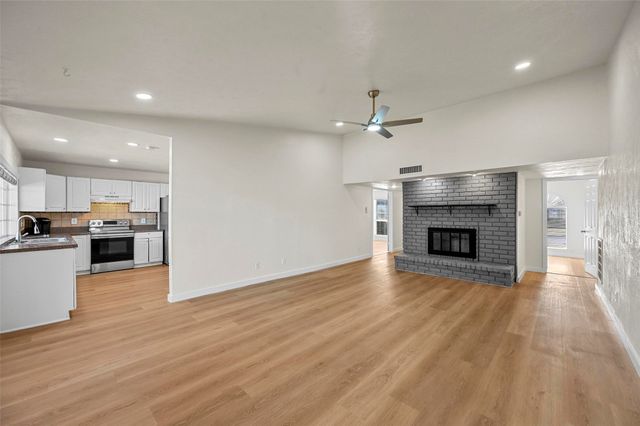 5117 Shannon Drive, The Colony, TX 75056