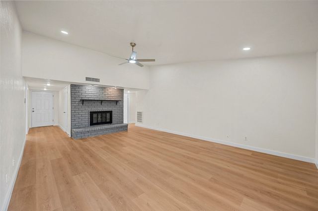 5117 Shannon Drive, The Colony, TX 75056