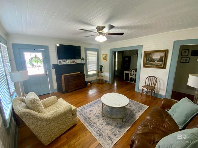 510 N White Avenue, Bay Minette, AL 36507