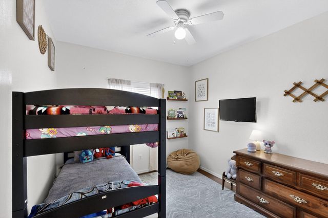 6800 Vista Del Norte Road NE 324, Albuquerque, NM 87113