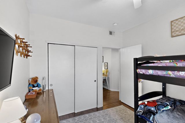 6800 Vista Del Norte Road NE 324, Albuquerque, NM 87113