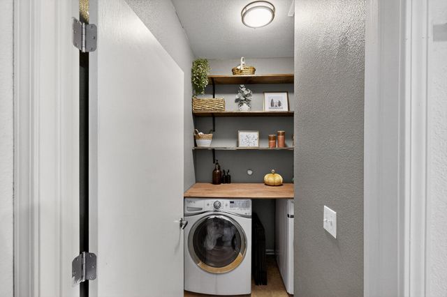 6800 Vista Del Norte Road NE 324, Albuquerque, NM 87113