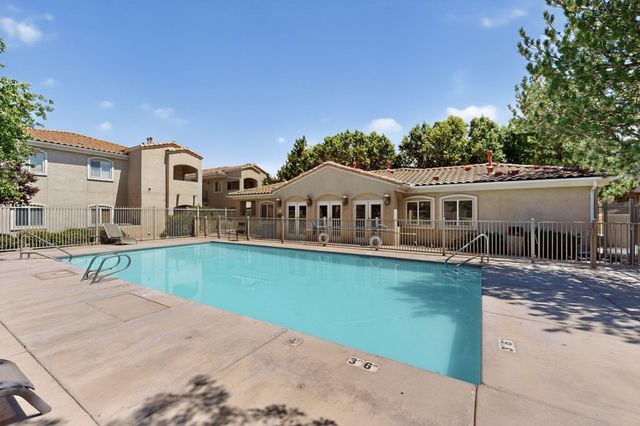 6800 Vista Del Norte Road NE 324, Albuquerque, NM 87113