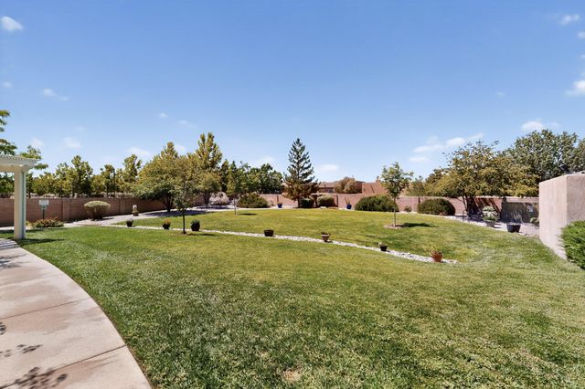 6800 Vista Del Norte Road NE 324, Albuquerque, NM 87113