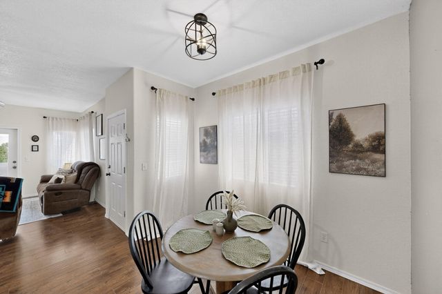 6800 Vista Del Norte Road NE 324, Albuquerque, NM 87113