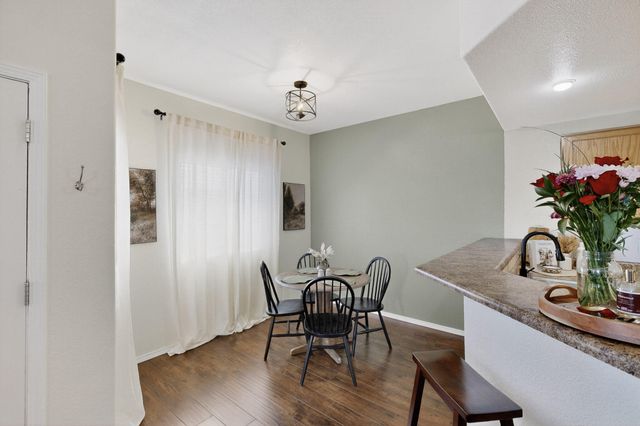 6800 Vista Del Norte Road NE 324, Albuquerque, NM 87113