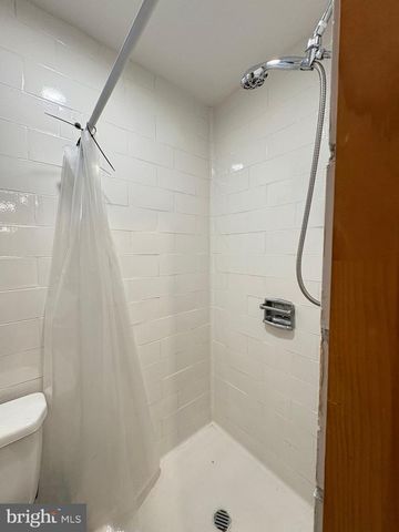 6809 LINDEN AVE, Baltimore, MD 21206