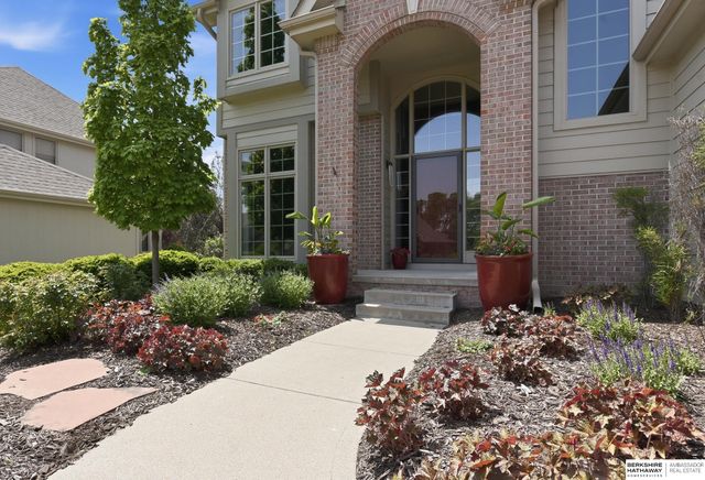 4410 N 139th Street, Omaha, NE 68164