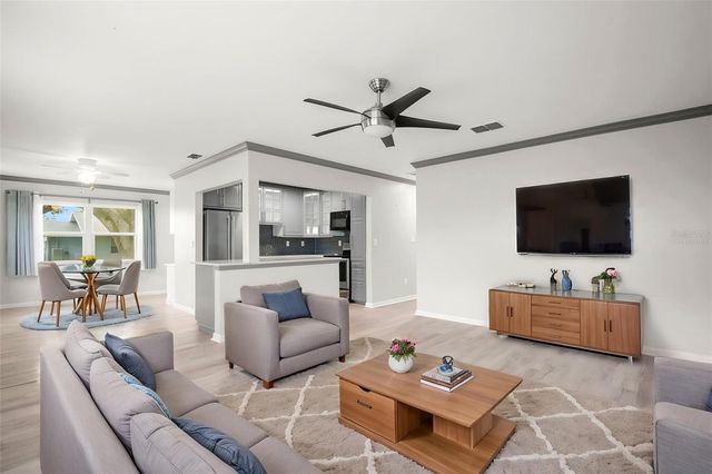 1904 CANTERBURY LANE 13, Sun City Center, FL 33573