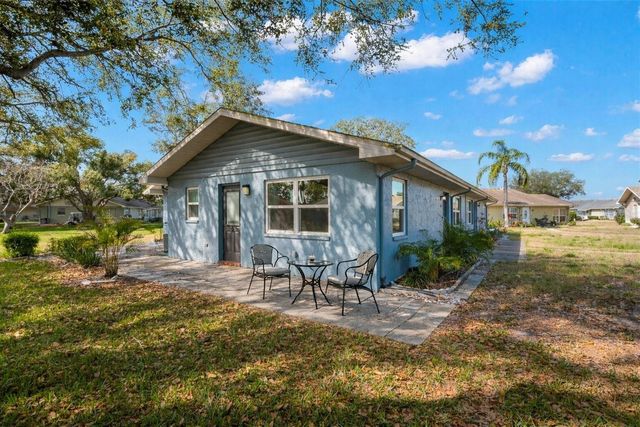 1904 CANTERBURY LANE 13, Sun City Center, FL 33573