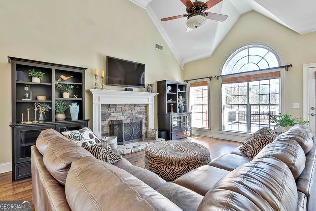 105 Lake Park Court, Sharpsburg, GA 30277