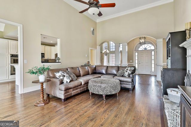 105 Lake Park Court, Sharpsburg, GA 30277