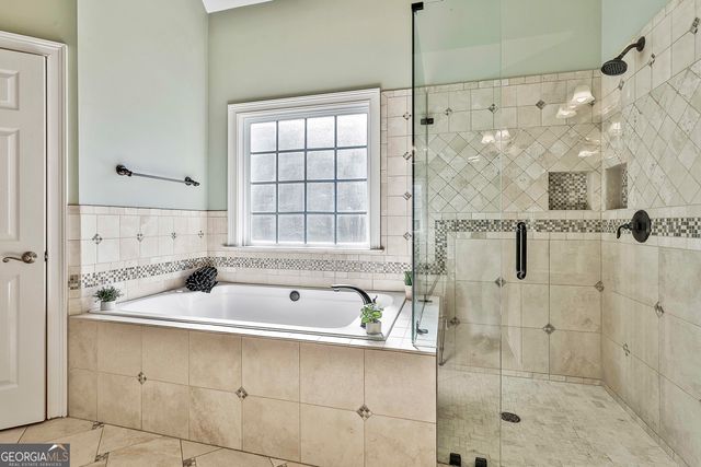 105 Lake Park Court, Sharpsburg, GA 30277