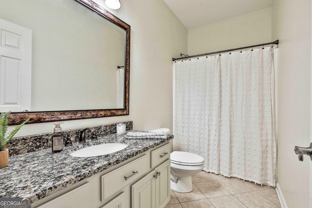 105 Lake Park Court, Sharpsburg, GA 30277