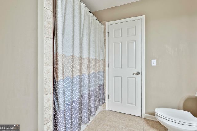 105 Lake Park Court, Sharpsburg, GA 30277