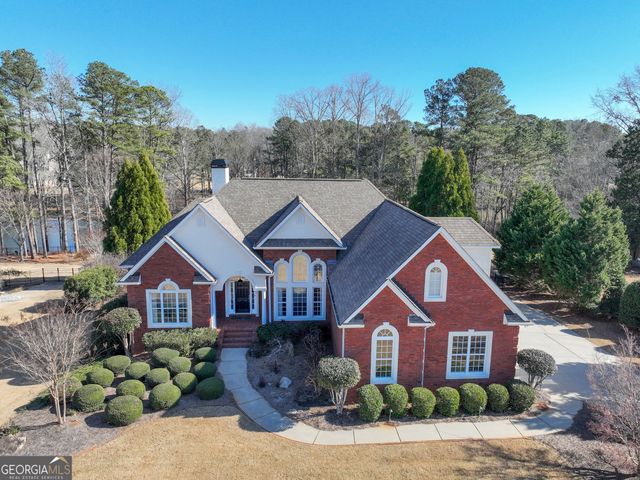 105 Lake Park Court, Sharpsburg, GA 30277