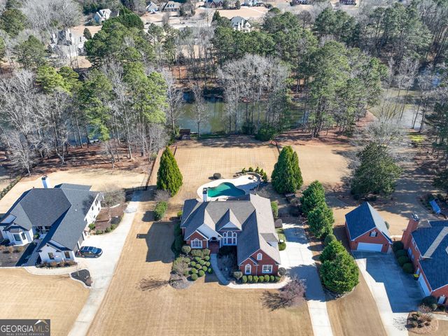 105 Lake Park Court, Sharpsburg, GA 30277