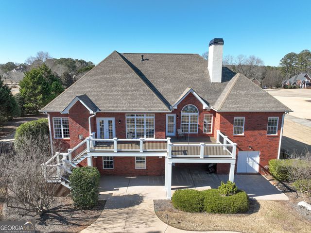 105 Lake Park Court, Sharpsburg, GA 30277