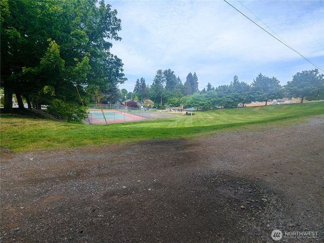 633 W Division Street, Tumwater, WA 98512