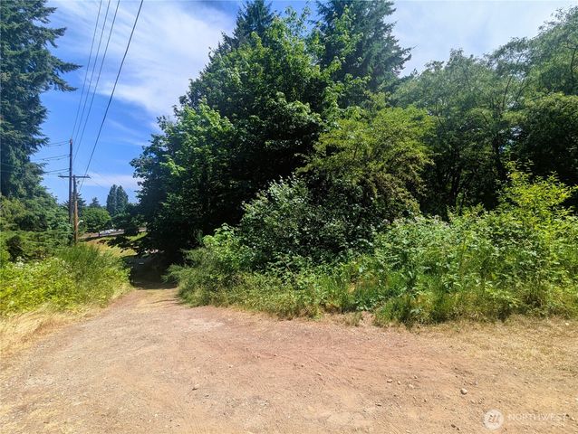 633 W Division Street, Tumwater, WA 98512