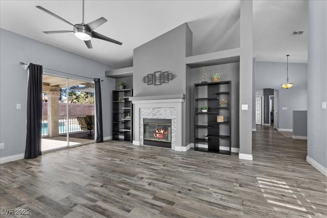 2117 Mission Peak Circle, Las Vegas, NV 89146