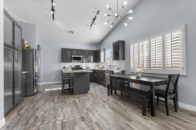 2117 Mission Peak Circle, Las Vegas, NV 89146