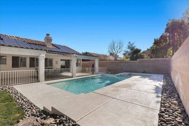 2117 Mission Peak Circle, Las Vegas, NV 89146