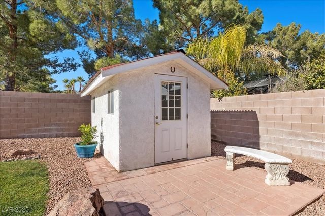 2117 Mission Peak Circle, Las Vegas, NV 89146