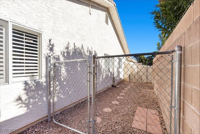 2117 Mission Peak Circle, Las Vegas, NV 89146