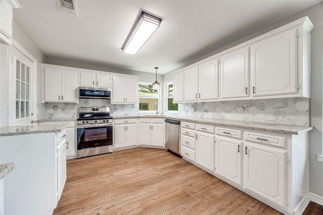 1972 Smith Oak Road, Sherman, TX 75090