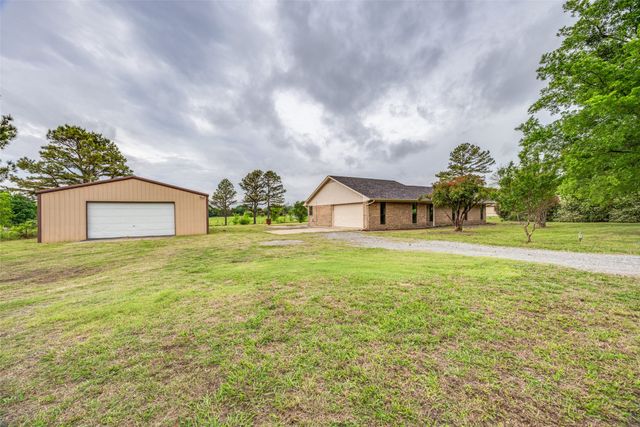 1972 Smith Oak Road, Sherman, TX 75090