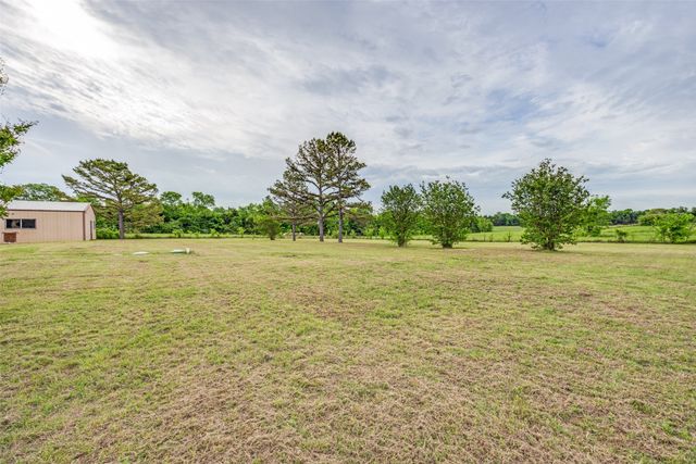 1972 Smith Oak Road, Sherman, TX 75090