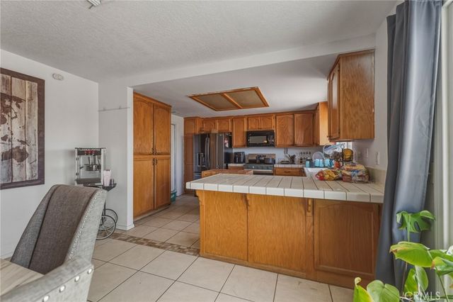 15072 Desert Star Road, Apple Valley, CA 92307