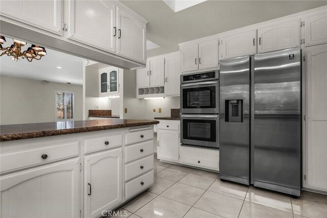 22253 Drums Court, Calabasas, CA 91302