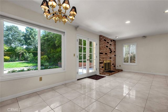 22253 Drums Court, Calabasas, CA 91302