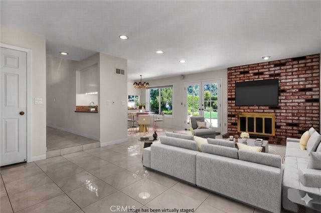 22253 Drums Court, Calabasas, CA 91302