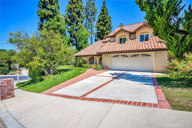 22253 Drums Court, Calabasas, CA 91302