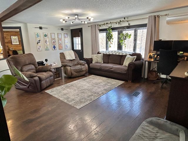 628 Silver Lake Road NW, Bemidji, MN 56601