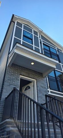 337 Court St, Elizabeth City, NJ 07206