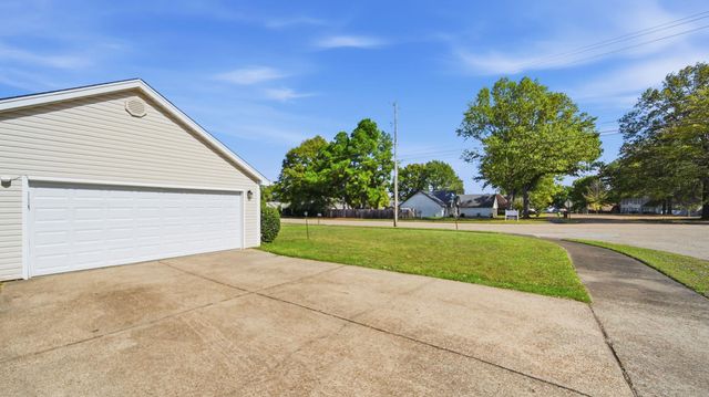 5069 ROSS RD, Memphis, TN 38141