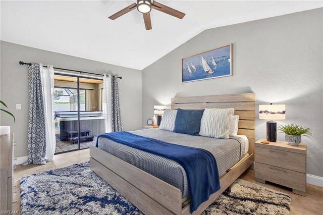 402 SW 37th LN, Cape Coral, FL 33914