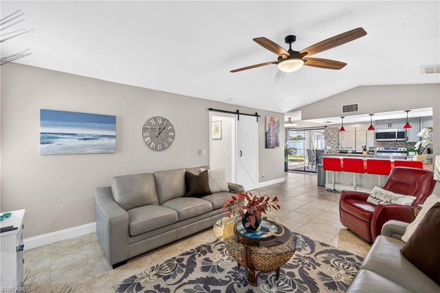 402 SW 37th LN, Cape Coral, FL 33914